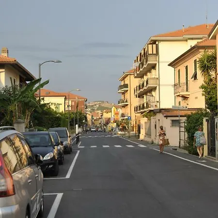 Lägenhet L'orchidea Di Riva Riva Ligure