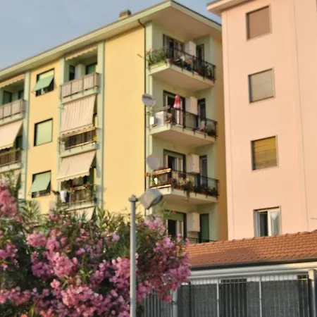 L'orchidea Di Riva Lägenhet Riva Ligure